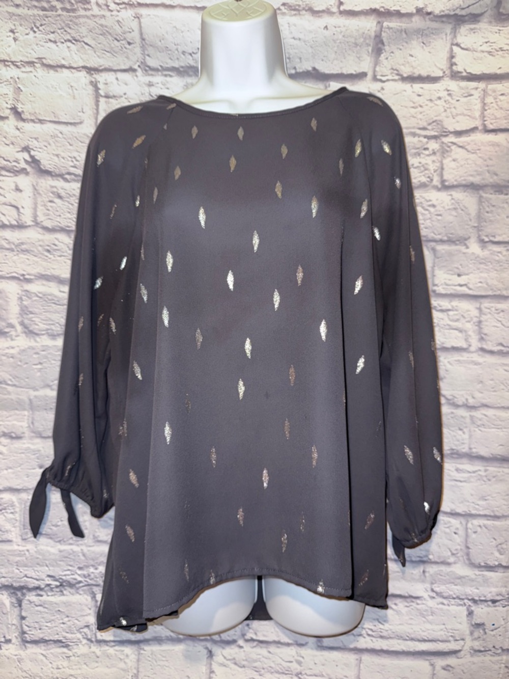 Papermoon Gray Blouse with Metallic Silver Leaf Motif Size XL